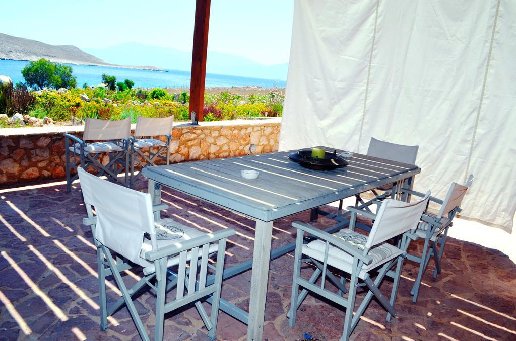Belvedere Private Luxury Beach Villa Chalki Town Chambre photo